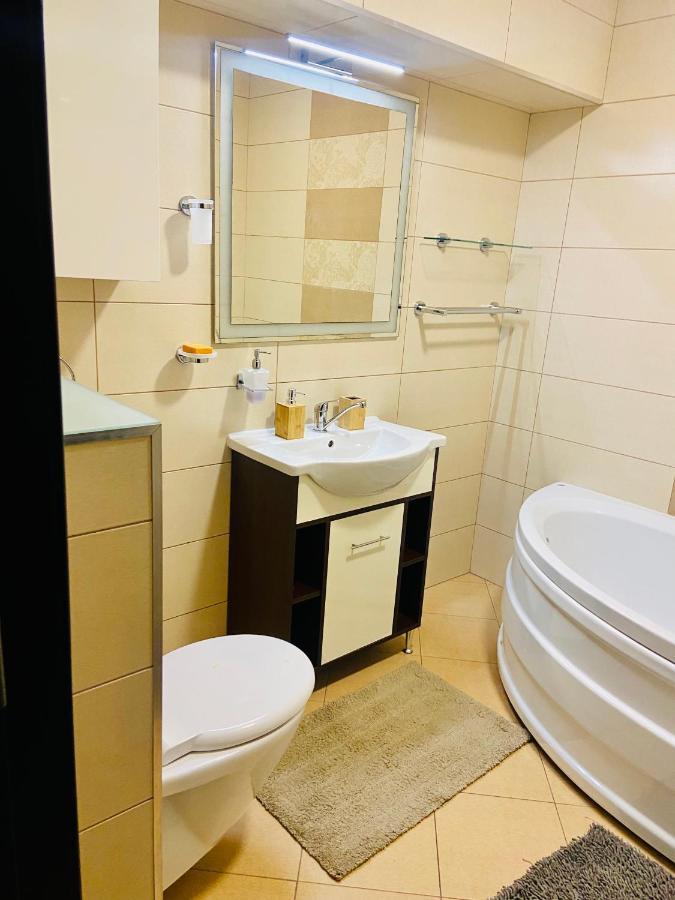 Iulius Mall Comfort Iasi Extérieur photo